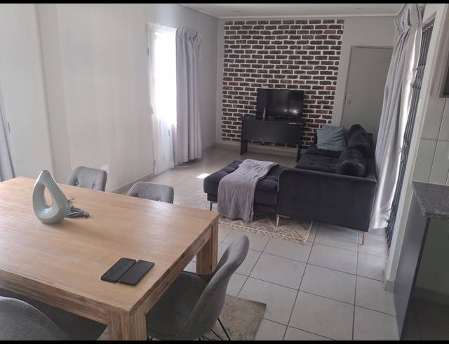 3 BEDROOM FREEHOLD FOR SALE IN ALBERTSDAL